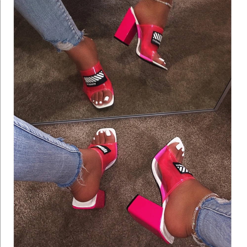 Brand new heels Never Worn (ordered wrong size)